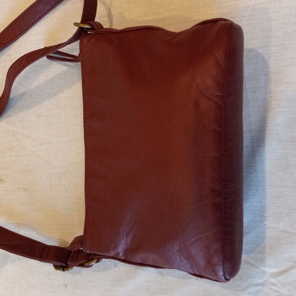 Purse - Picture 2 of 9